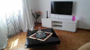 Αnna's Home 2 .Holidays in beautiful Athens